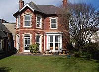 Red House Hotel